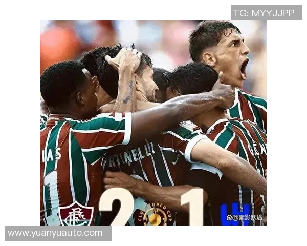 沙尔克04与曼城比赛裁判表现分析及争议判罚回顾 沙尔克04与曼城比赛裁判表现分析及争议判罚回顾